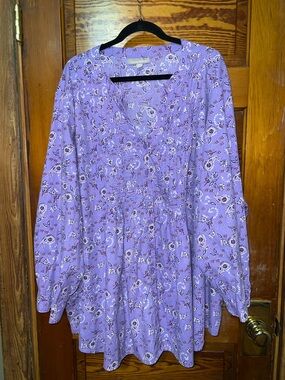 Woman Within Top Size 5x Lilac Color Long Sleeved Full Button